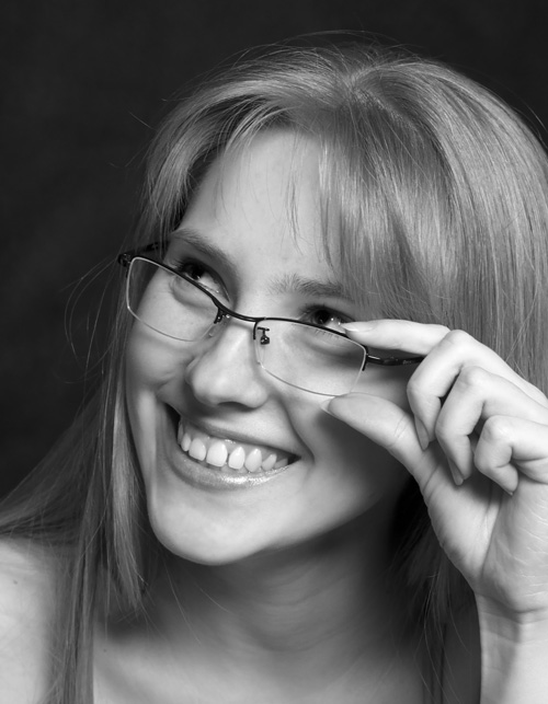 photo "Lena, or glasses on hire" tags: portrait, woman