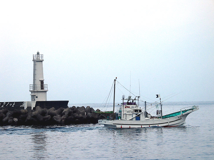 photo "Going Fishing" tags: landscape, travel, Asia, water