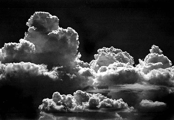 photo "Clouds billow" tags: black&white, landscape, clouds