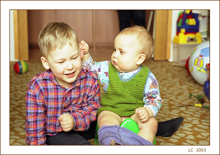 photo "Do not play with my toys!" tags: misc., portrait, children