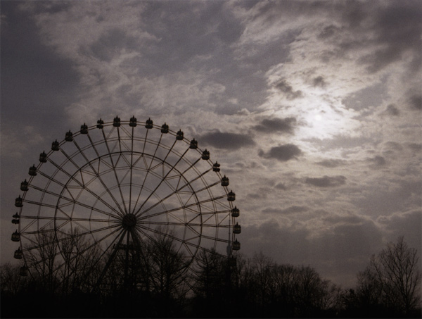 photo "Wheel" tags: landscape, misc., clouds