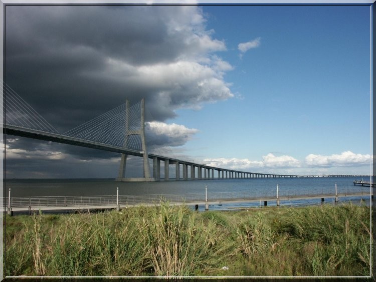 фото "Vasco da Gama bridge" метки: архитектура, пейзаж, 