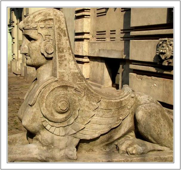photo "The European sphynx-2." tags: architecture, landscape, 