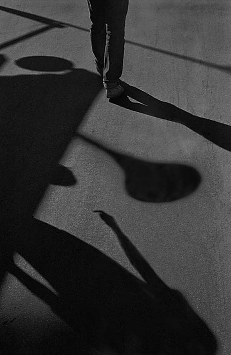 photo "Shadow Play" tags: black&white, abstract, 