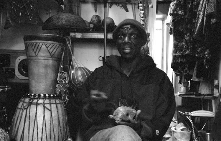 photo "Drums warrior" tags: black&white, portrait, man