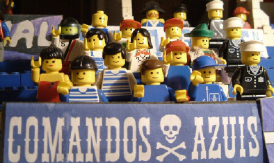 photo "lego supporters" tags: sport, 