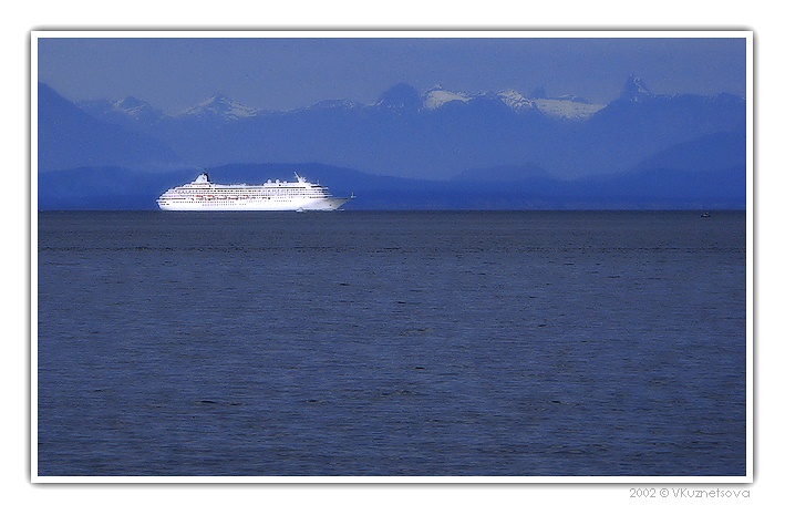photo "White ship..." tags: landscape, mountains, water