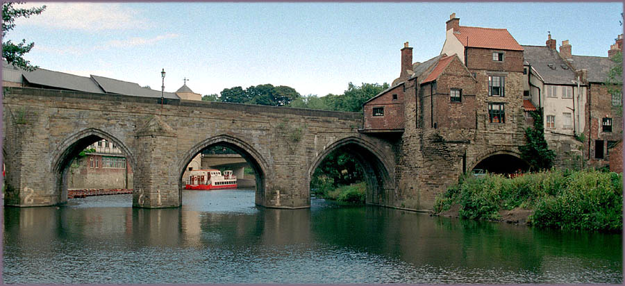 photo "an old bridge" tags: architecture, travel, landscape, Europe