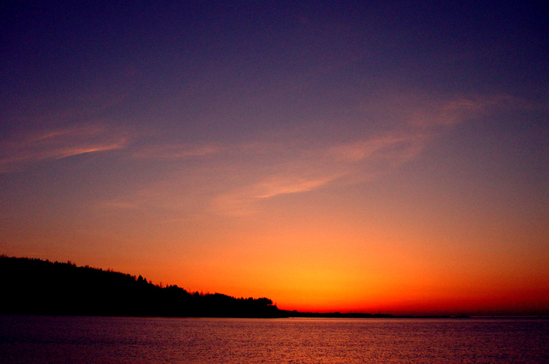 photo "About to rise" tags: landscape, sunset, water