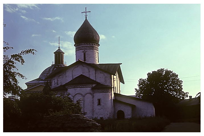 photo "Last Sunbeams" tags: architecture, travel, landscape, Europe