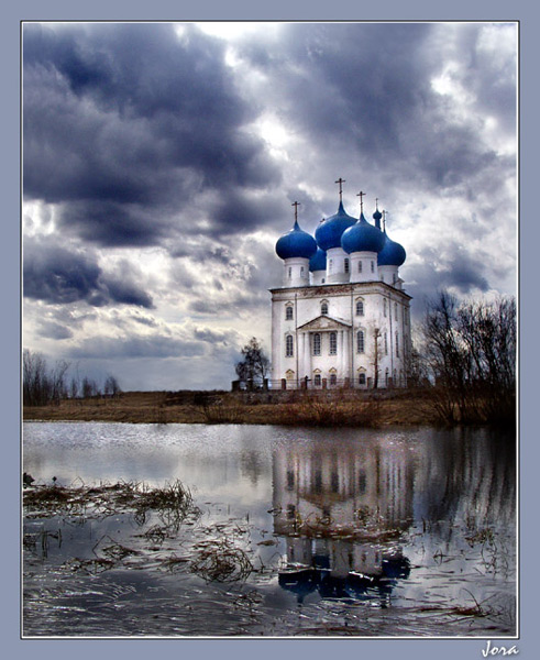 photo "Blue domes" tags: landscape, clouds, water