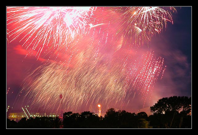 photo "S A L U T E II" tags: landscape, night
