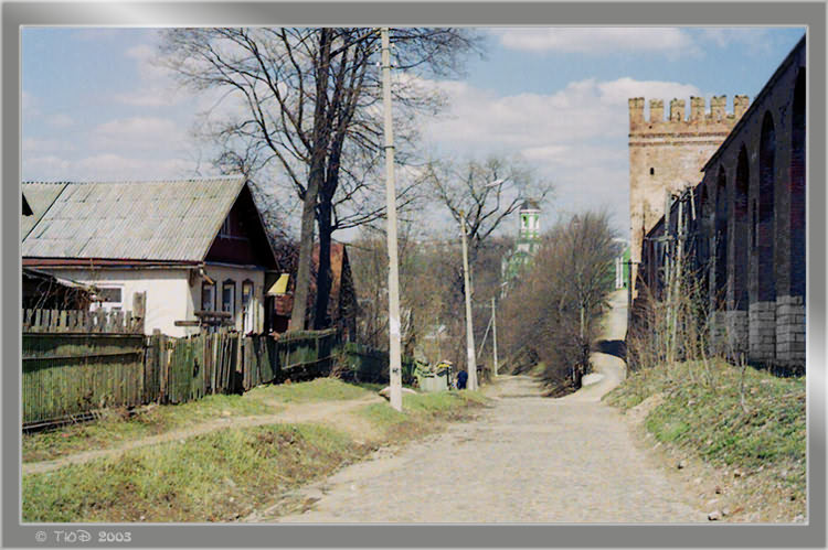 photo "Inner Stereet" tags: architecture, montage, landscape, 