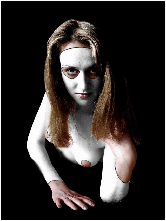 photo "mask03" tags: portrait, nude, woman