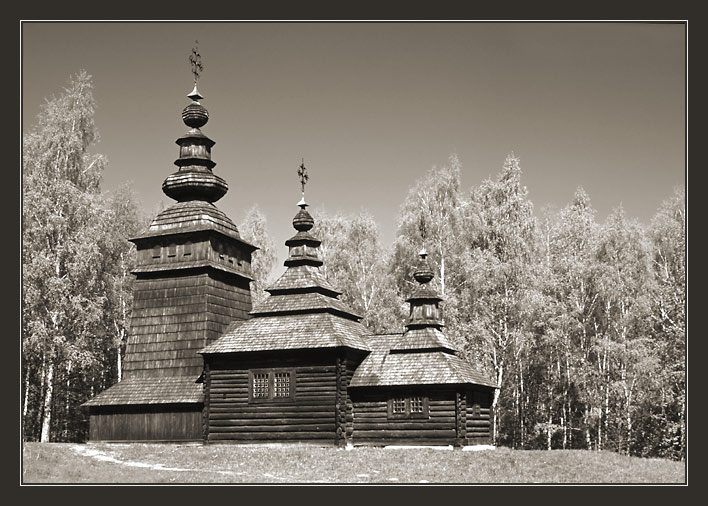 photo "Old church" tags: architecture, black&white, landscape, 
