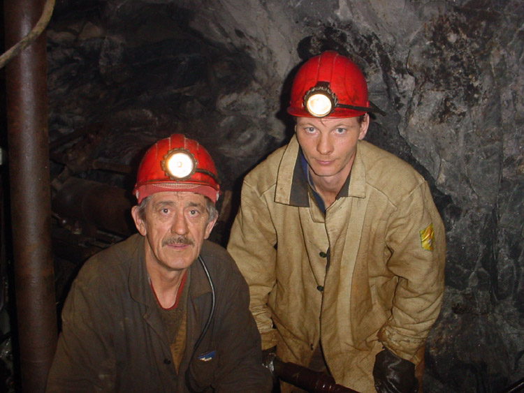 photo "600 meters under the ground" tags: travel, 