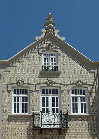 photo "The House" tags: architecture, landscape, 