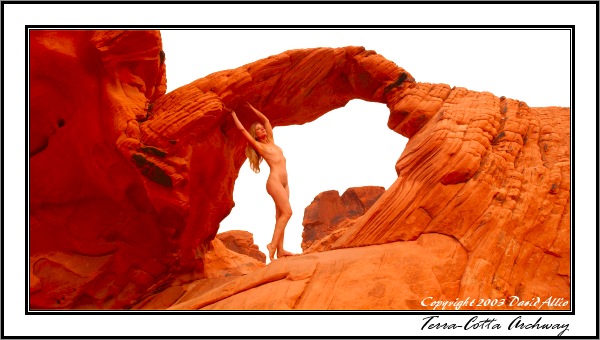 фото "Terra-Cotta Archway" метки: ню, пейзаж, горы