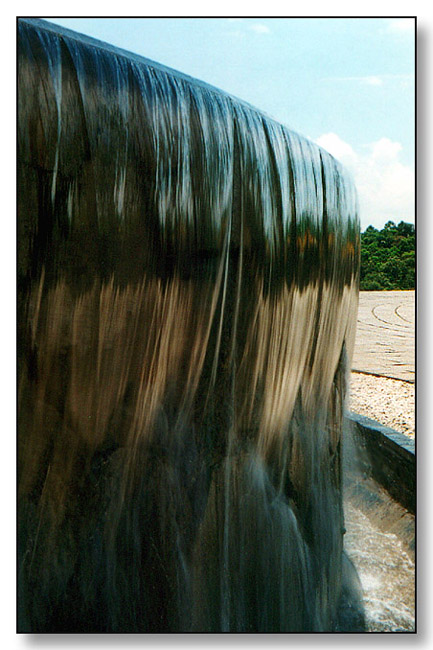 photo "Water Wall" tags: misc., 
