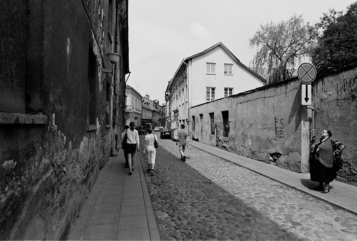 фото "Street of Vilnius#4" метки: разное, 
