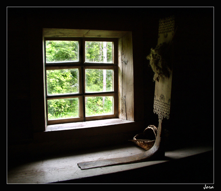 photo "Rural window" tags: genre, architecture, landscape, 