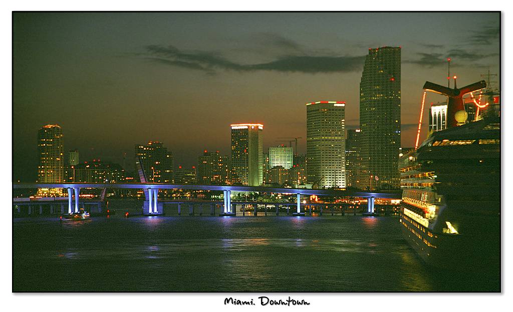 photo "Miami. Night. Bayside" tags: architecture, landscape, water