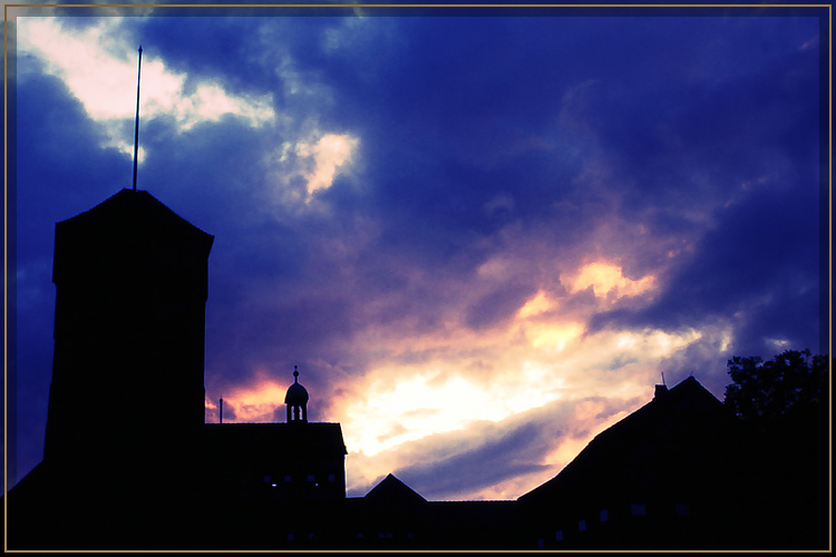 photo "Devil`s Castle" tags: landscape, architecture, sunset