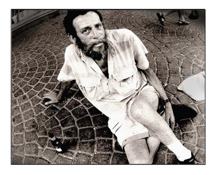 photo "Homeless" tags: genre, 