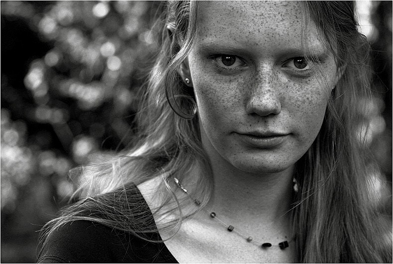 photo "smarenka" tags: black&white, portrait, woman