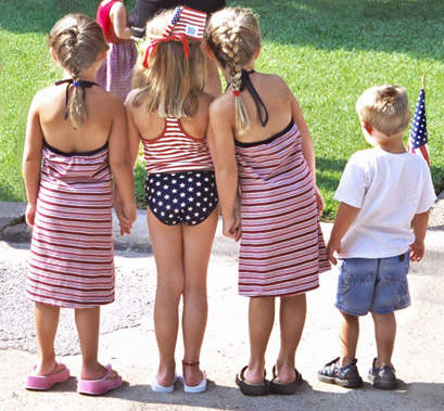 photo "three friends and Him" tags: portrait, children