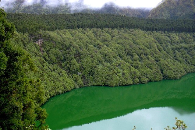 photo "Lagoa do Canario - Azores" tags: misc., 