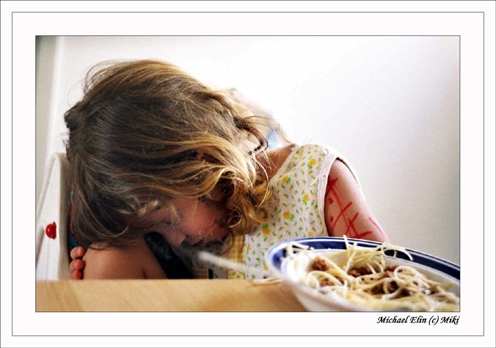 photo "I DO NOT WANT TO EAT! (2)" tags: portrait, genre, children