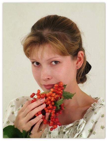 photo "Guelder-rose." tags: portrait, woman