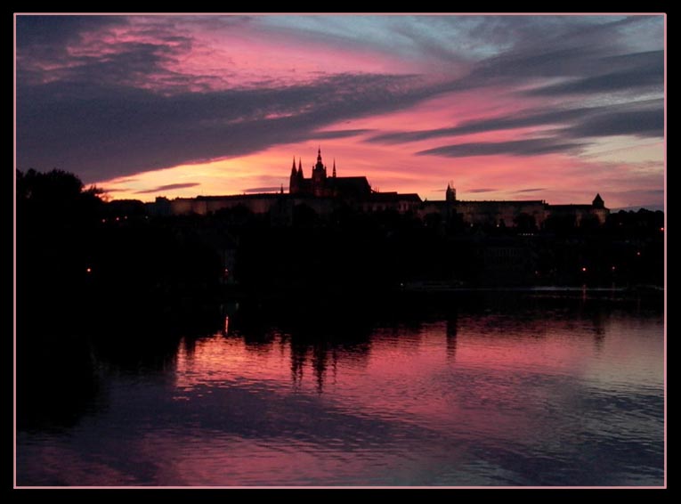 photo "Infernal sunset in Prague" tags: architecture, landscape, 