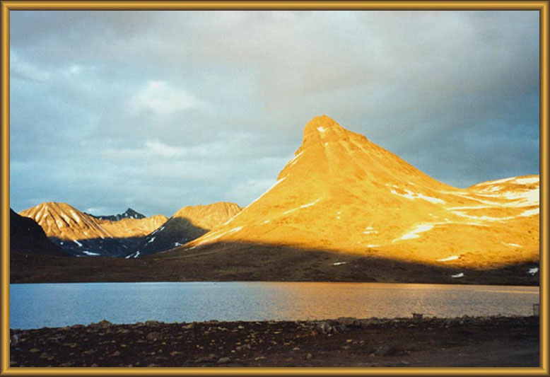 фото "The golden peaks of Jotunhaimen" метки: пейзаж, горы