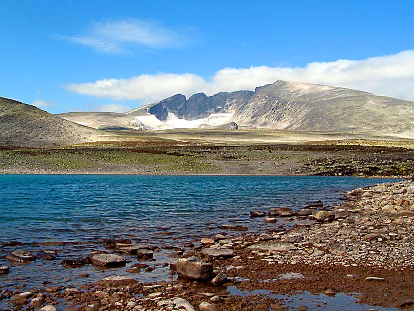 photo "Lake in Dovrefjell, Norway" tags: landscape, mountains