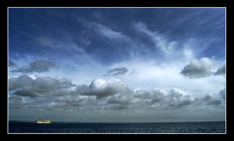 photo "Very very long way...." tags: landscape, clouds, water