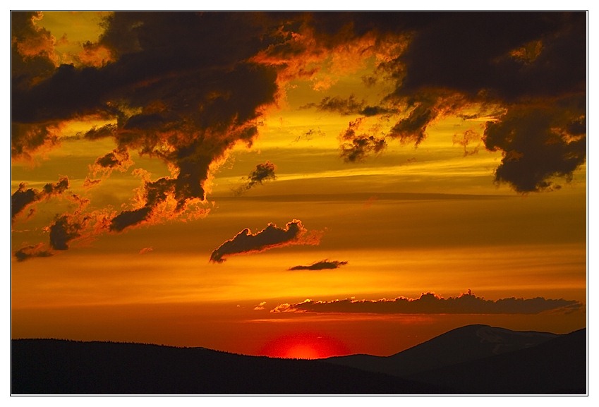 photo "Red hot wind" tags: landscape, mountains, sunset