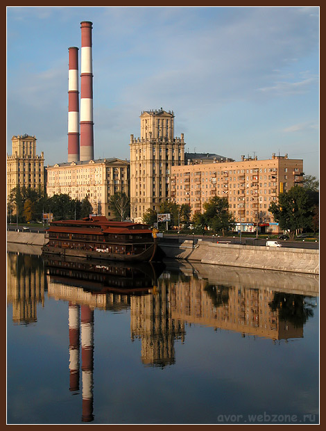 photo "* * *" tags: architecture, landscape, water