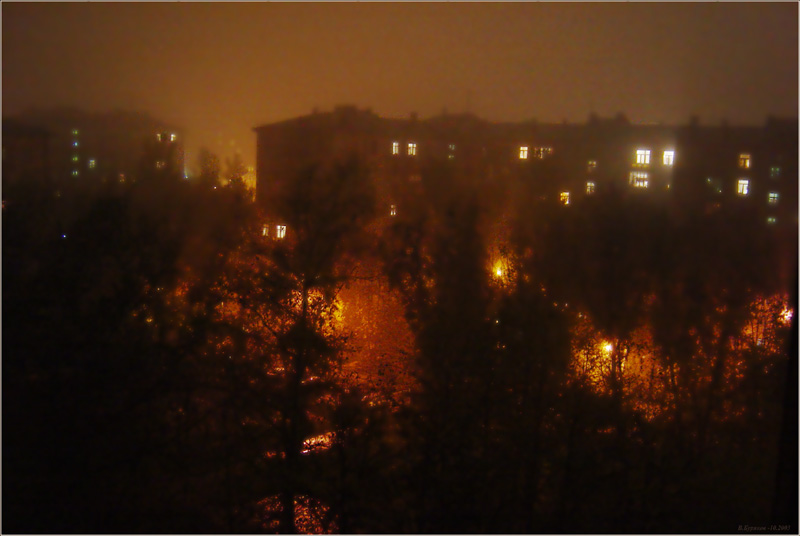 фото "Ночной двор в тумане..." метки: разное, 
