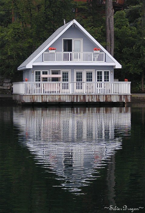 photo "Cottage III" tags: architecture, landscape, water