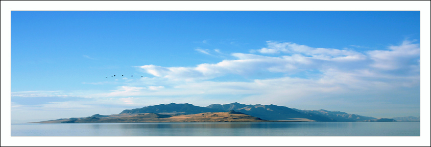 photo "Mysterious Island" tags: landscape, mountains, water