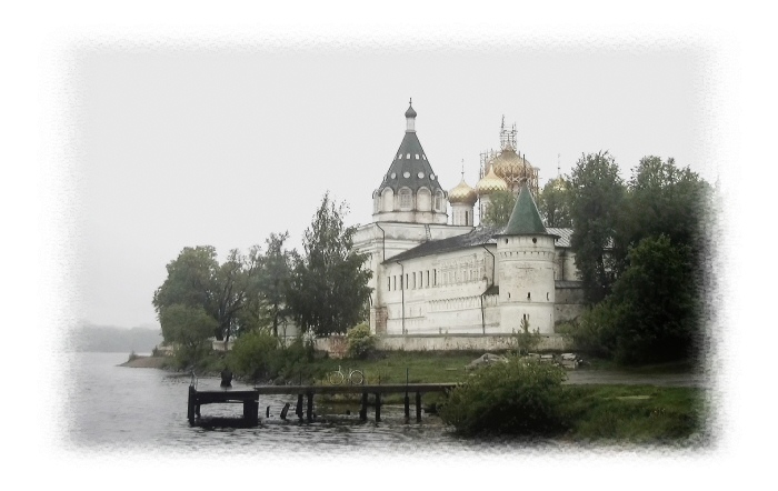 photo "Cloudy. Or the person under a rain." tags: architecture, landscape, water