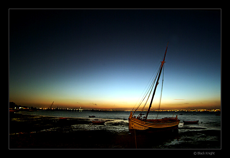 photo "Twilight Zone" tags: landscape, night, water