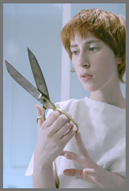photo "What should I do with it?" tags: portrait, glamour, woman