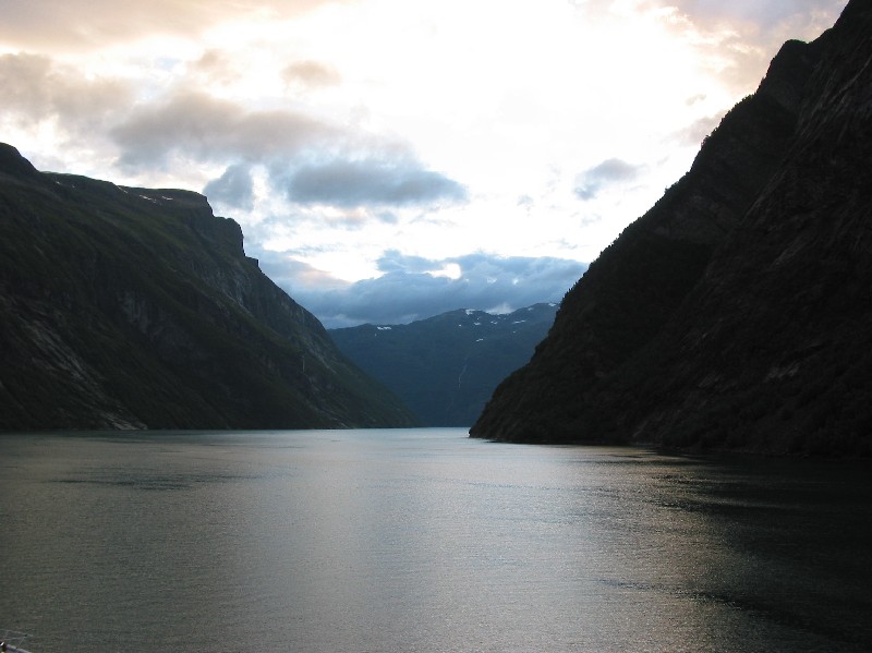 photo "Fjord" tags: travel, landscape, Europe, mountains
