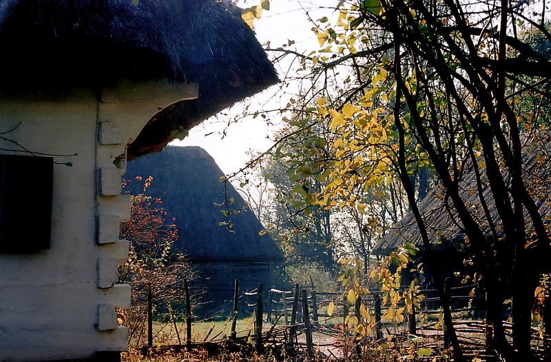 photo "Country Evening" tags: architecture, landscape, autumn