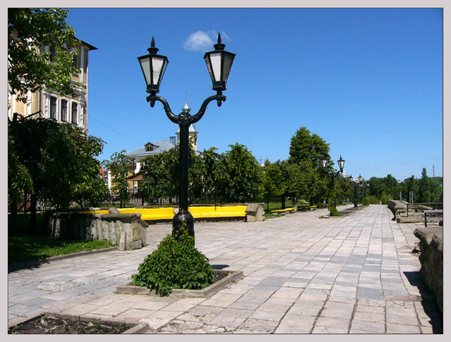 photo "Quay with a lantern" tags: architecture, travel, landscape, 