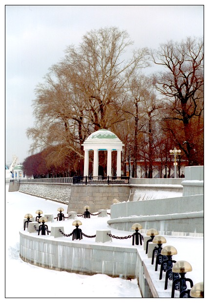 photo "Arbor / Neskuchniy Sad" tags: architecture, landscape, winter