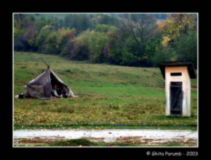 photo "Cort de tigani" tags: misc., 